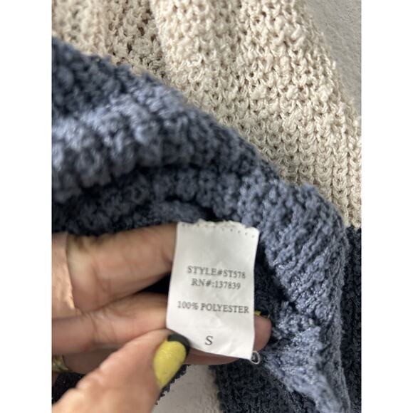 Colorblock Crew Neck Sweater - Brown, Cream, and Gray - Picture 7 of 10